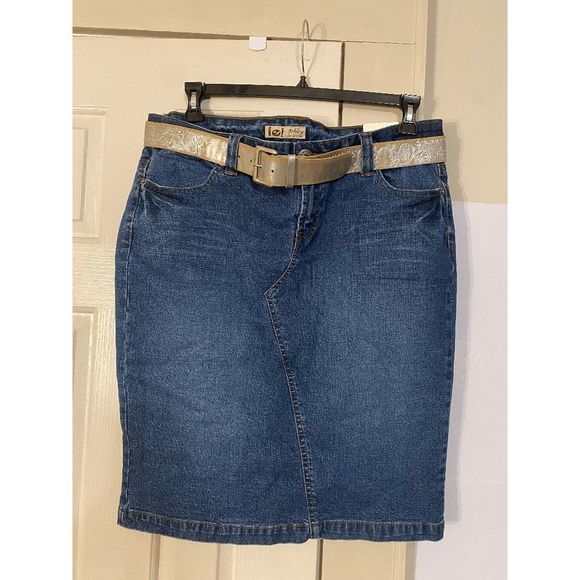 LEI Design 🐾 Ashley Ultra-Low Rise Size 13 Jean Skirt, NWT - Picture 1 of 5